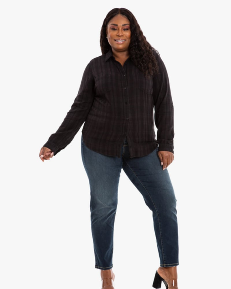 Front of a model wearing a size 0 Janice Button-Down Shirt in BLACK by Slink Jeans. | dia_product_style_image_id:256095